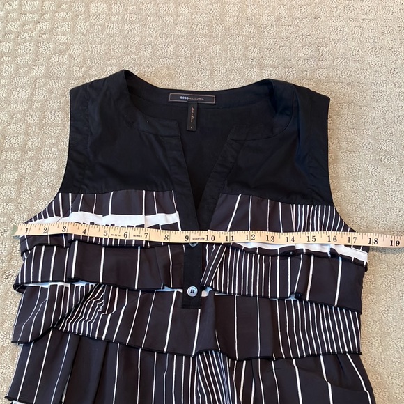 đź’•Super cute BCBG Maxazria sleeveless black dress w/black&white ruffles & V neck - Picture 8 of 12
